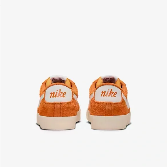New in box! Nike women blazer low 77 sneaker